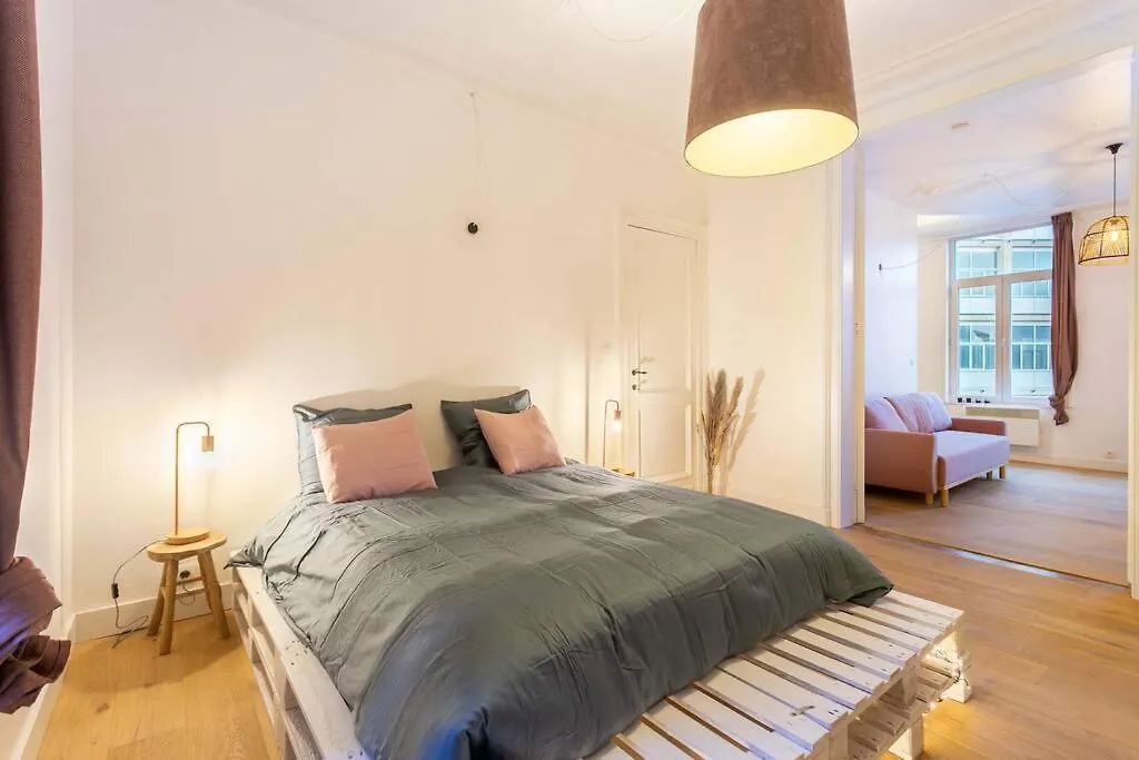 Pink Fairytale-Like Apartment Antwerpen